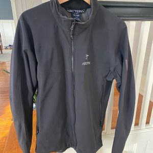 Arcteryx Men’s Windstopper Medium Black Jacket Coat